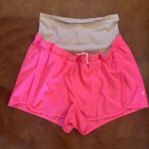 Old Navy Active Go Dry Maternity shorts EUC